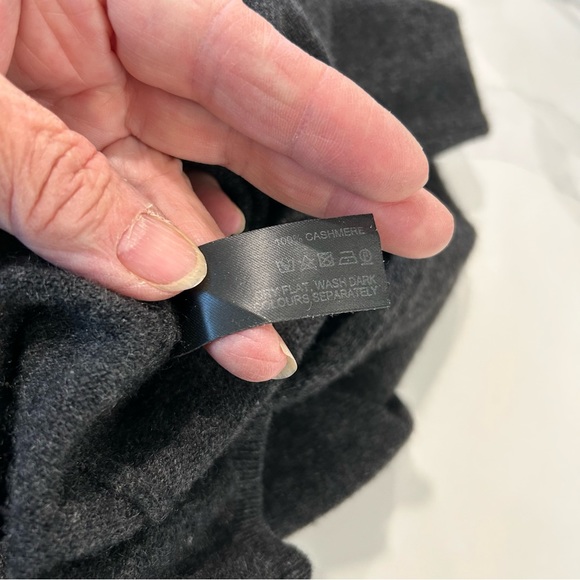 Allude Cashmere Knit Scoop Neck Dress - Picture 13 of 16